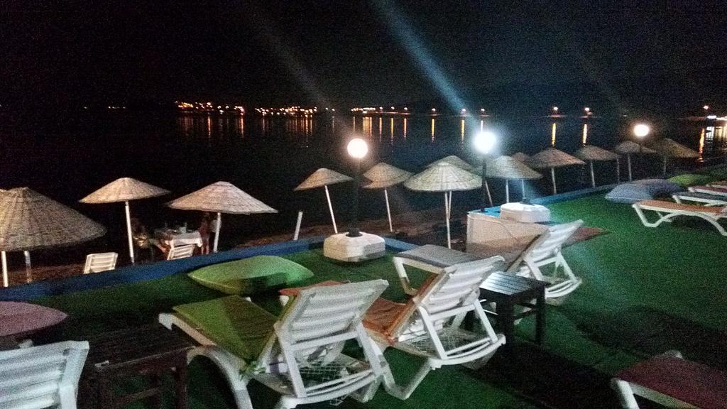 Cunda Beyaz Balina Ayvalik Exterior photo